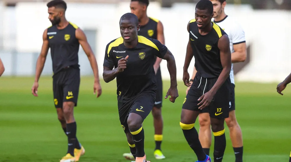 كانتي غاب عن المواجهة بداعي الإصابة (نادي الاتحاد)