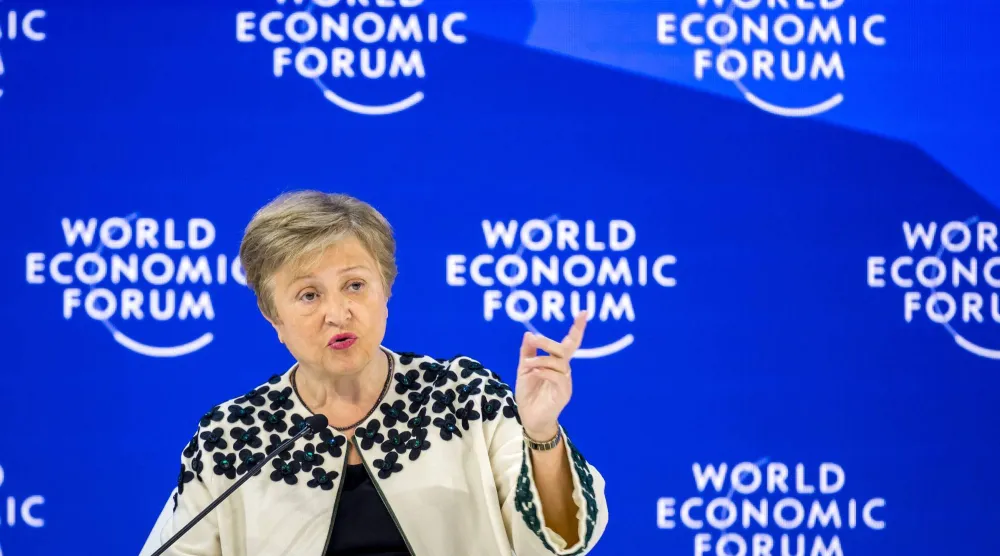 غورغييفا خلال مشاركتها في منتدى دافوس (أ.ف.ب)