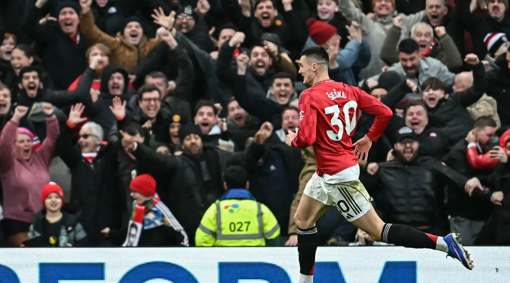 السلوفيني بينيامين سيسكو مهاجم مانشستر يونايتد (أ.ف.ب)