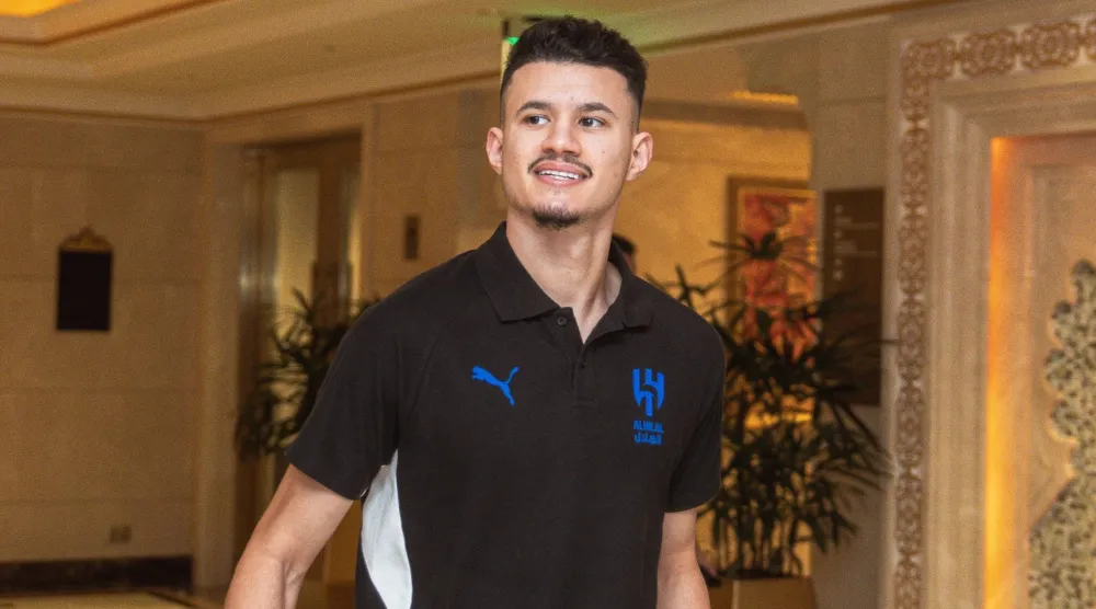 علاقة الحمدان مع الهلال انتهت بفسخ اللاعب عقده (نادي الهلال) 