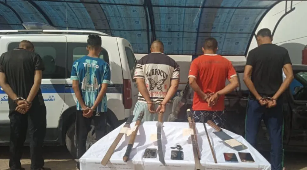 موقوفون بتهم المتاجرة بالمخدرات وحمل السلاح (الشرطة الجزائرية)