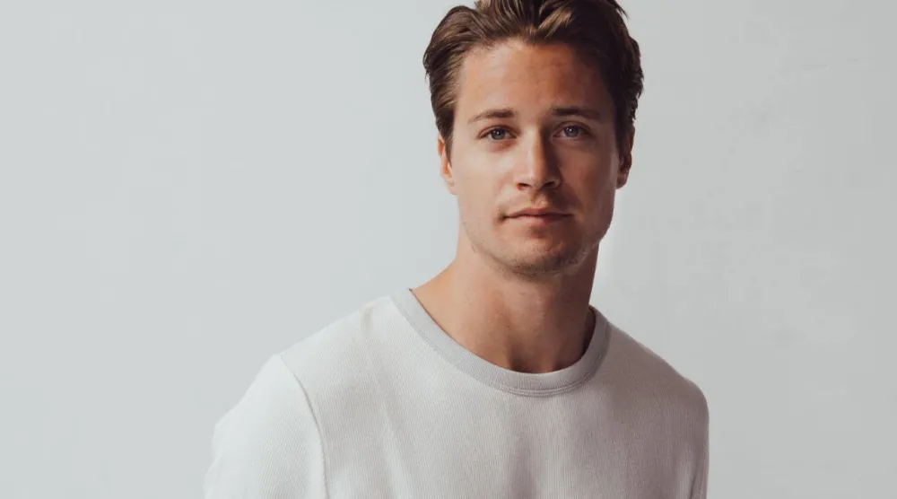 الفنان العالمي كايغو يحيي «حفل حلبة جدة» (الاتحاد السعودي للسيارات)