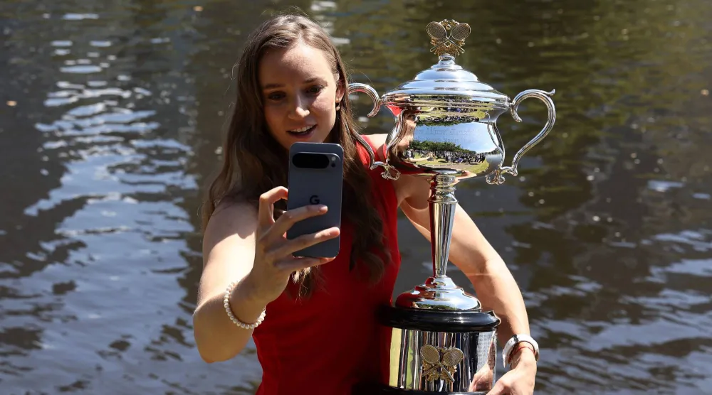 الكازاخية يلينا ريباكينا بطلة أستراليا ستشارك في دبي (أ.ف.ب)