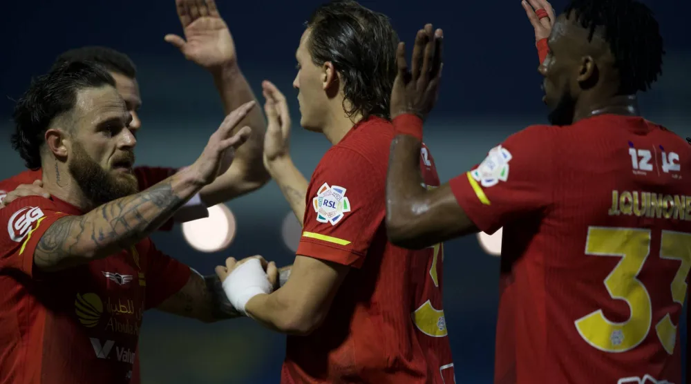 ريتيغي يحتفل بهدفه في شباك الخليج (تصوير: نايف العتيبي) 