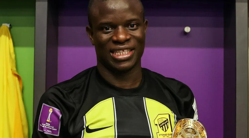 النادي عبر عن امتنانه لما قدمه اللاعب كانتي (نادي الاتحاد) 