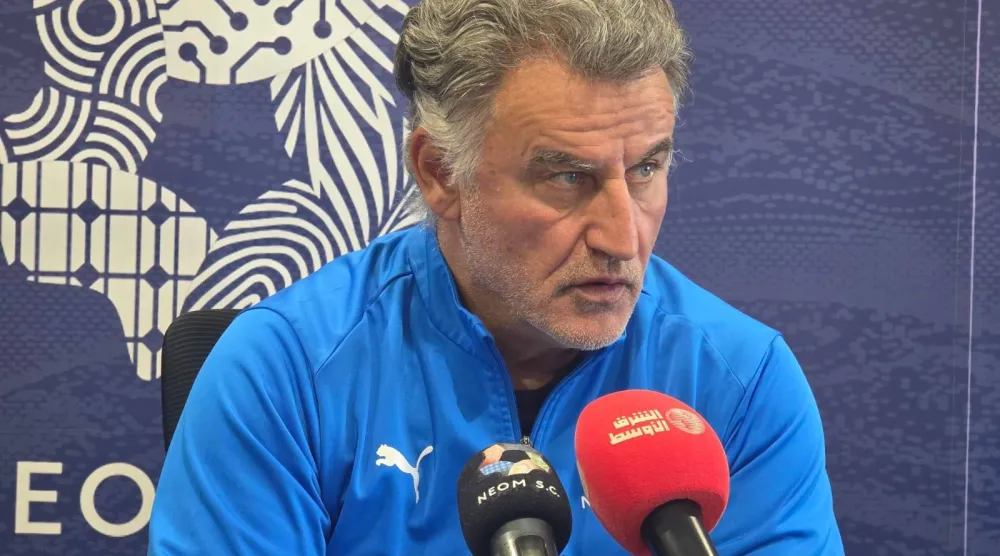 غالتييه مدرب نيوم (الشرق الأوسط)