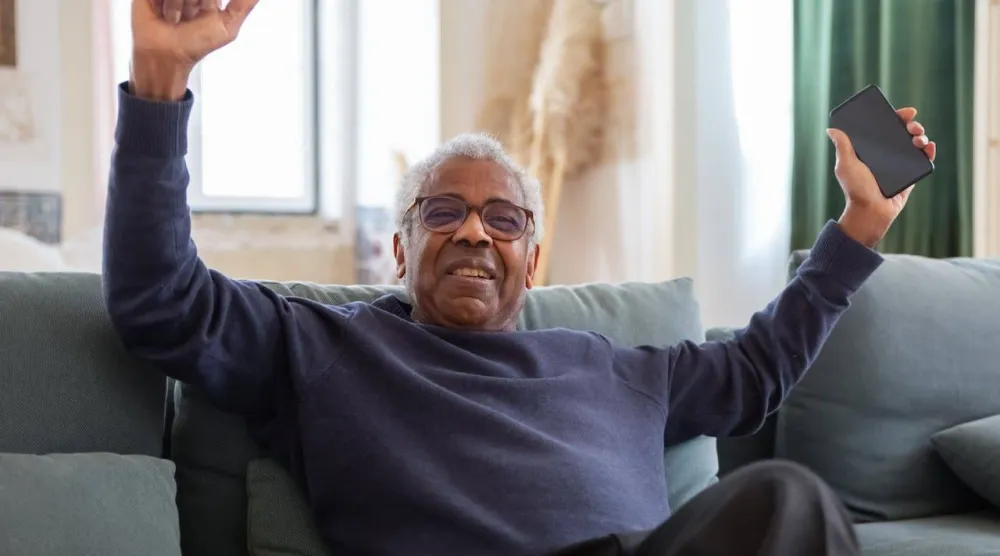 أبحاث جديدة في مجال الشيخوخة البيولوجية وتجديد الخلايا تعيد فتح النقاش حول إطالة العمر (بكسلز)