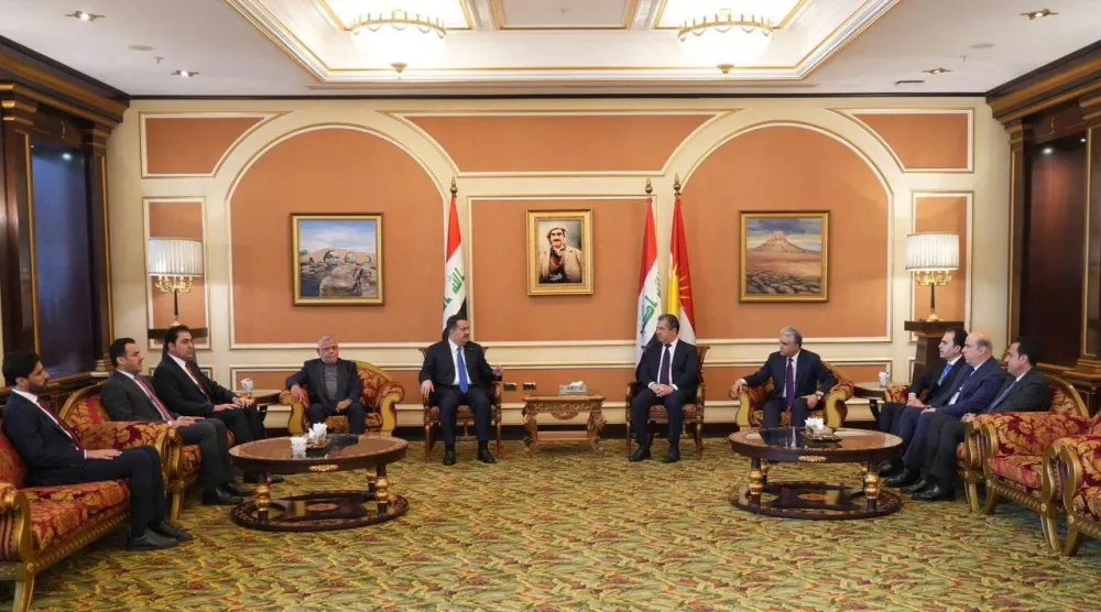 رئيس الوزراء العراقي محمد شياع السوداني يلتقي رئيس وزراء إقليم كردستان مسرور بارزاني في أربيل 2 فبراير 2026 (رويترز)