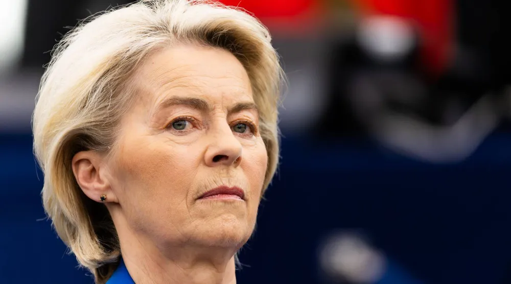  رئيسة المفوضية الأوروبية أورسولا فون دير لاين (د.ب.أ)