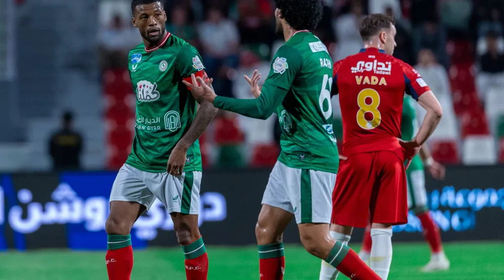 فينالدوم يحتفل بهدفه في شباك ضمك (تصوير: عيسى الدبيسي)