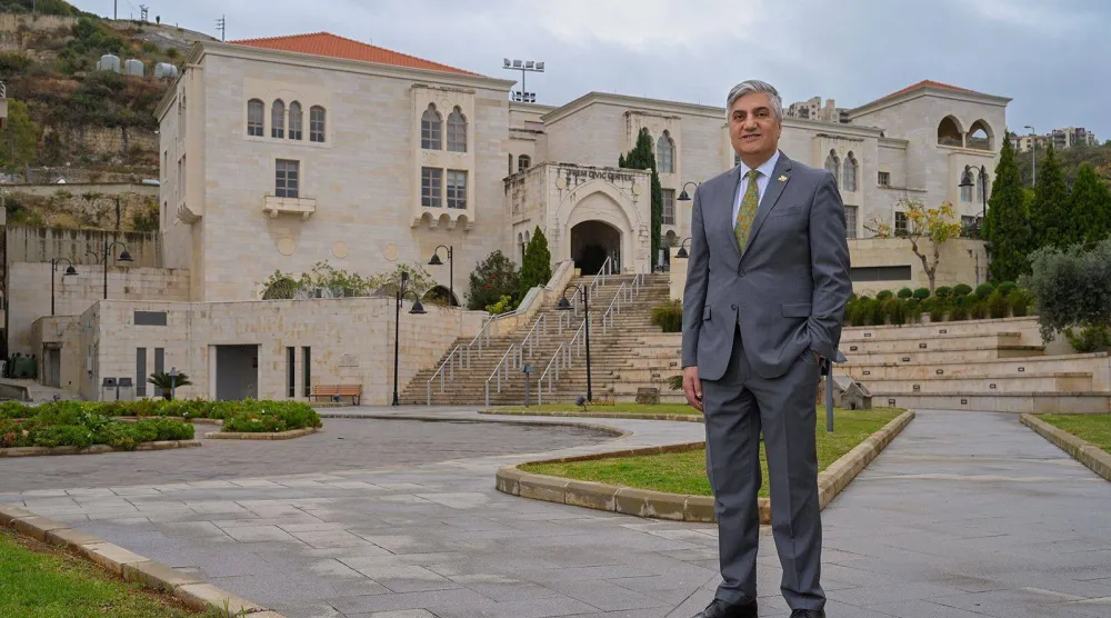 رئيس الجامعة اللبنانية-الأميركية في بيروت شوقي عبد الله (الشرق الأوسط)