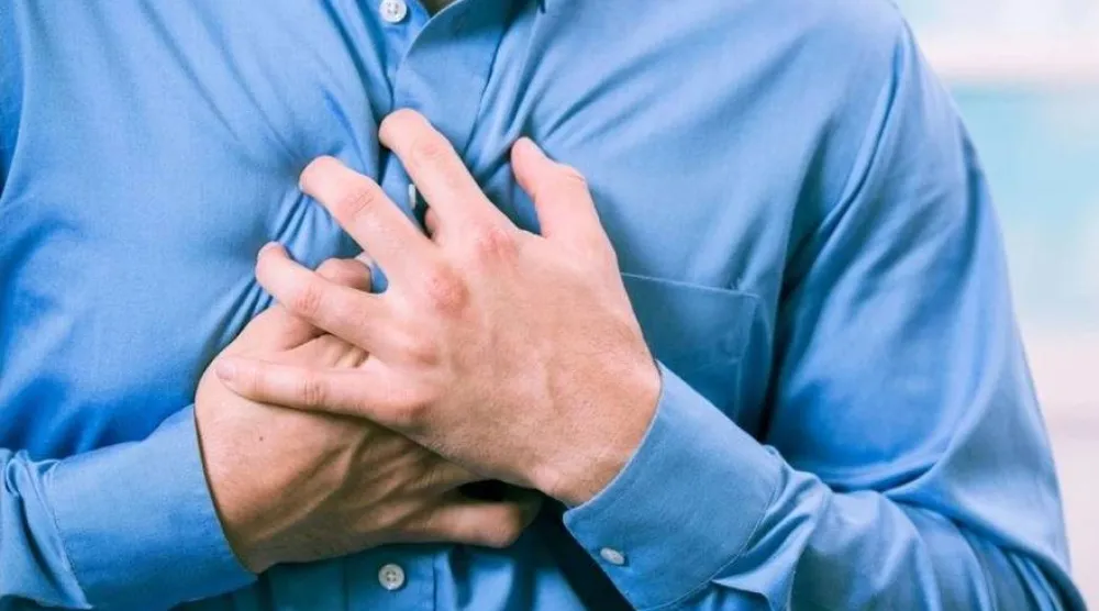 النوبات القلبية قد تحدث في أي سن (رويترز)