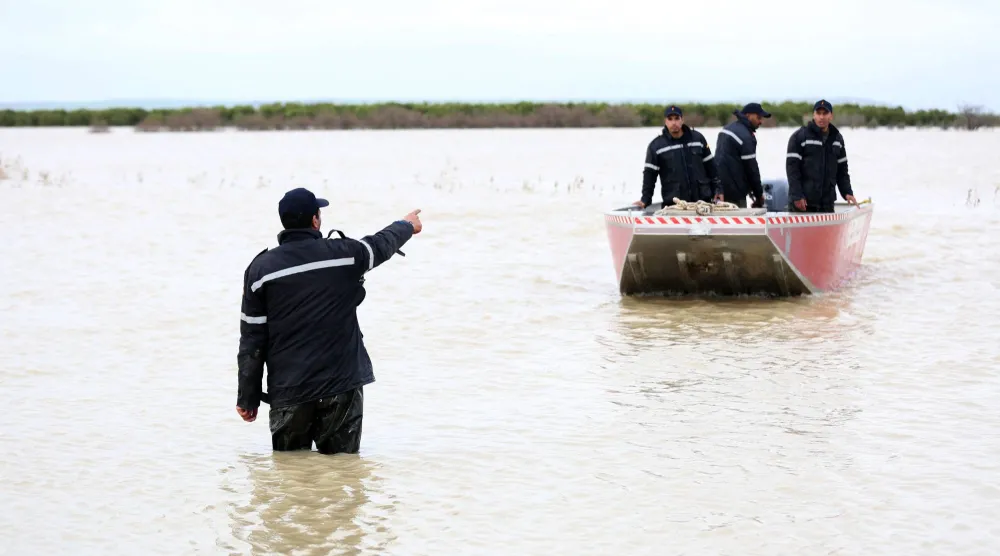 سيول جارفة بالمغرب (أ.ف.ب)