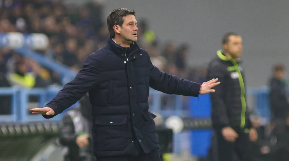 الروماني كريستيان كييفو المدير الفني لفريق إنتر ميلان (د.ب.أ)