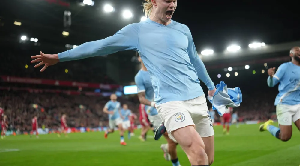 إرلينغ هالاند نجم فريق مانشستر سيتي (أ.ب)