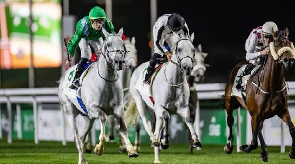 كأس السعودية لم يعد مجرد سباق خيل بل بات منصة عالمية (نادي سباقات الخيل)