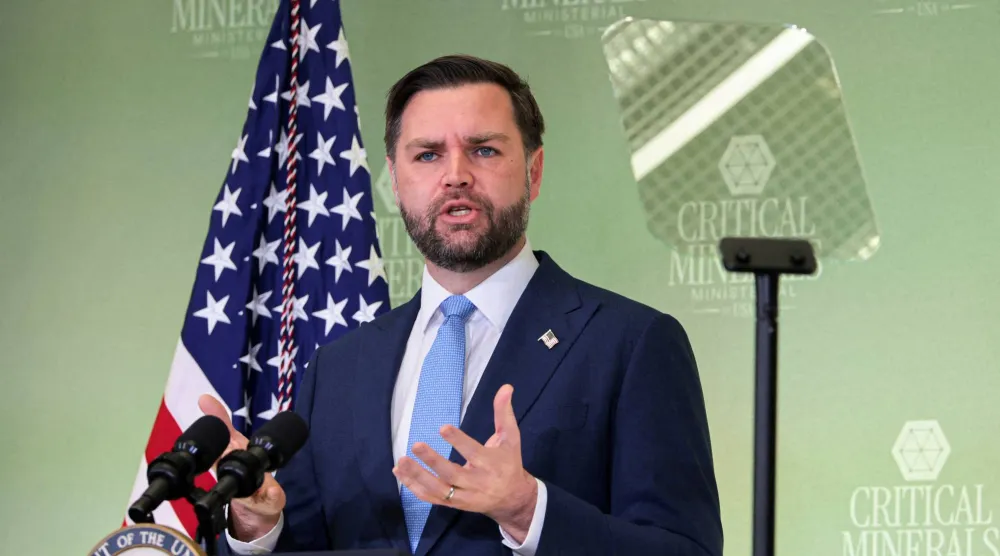 جي دي فانس نائب الرئيس الأميركي (رويترز)