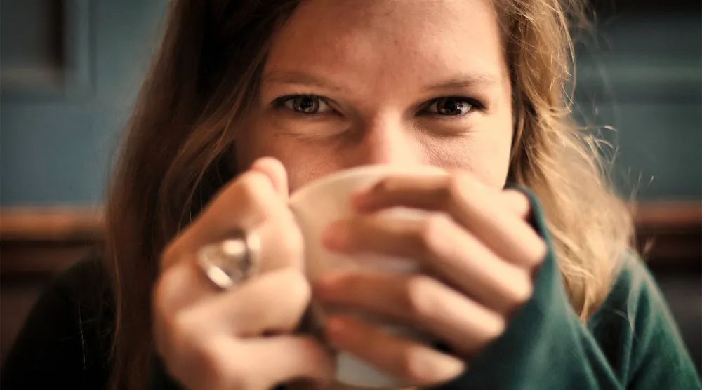 يترك الماء الساخن تأثيرات صحية متعددة على الجسم (بيكساباي)