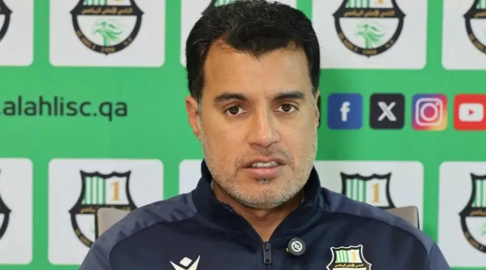يونس علي مدرب الأهلي القطري (النادي الأهلي)