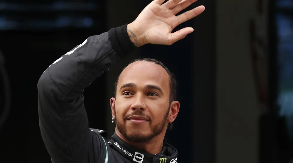 السائق البريطاني لويس هاميلتون (رويترز)