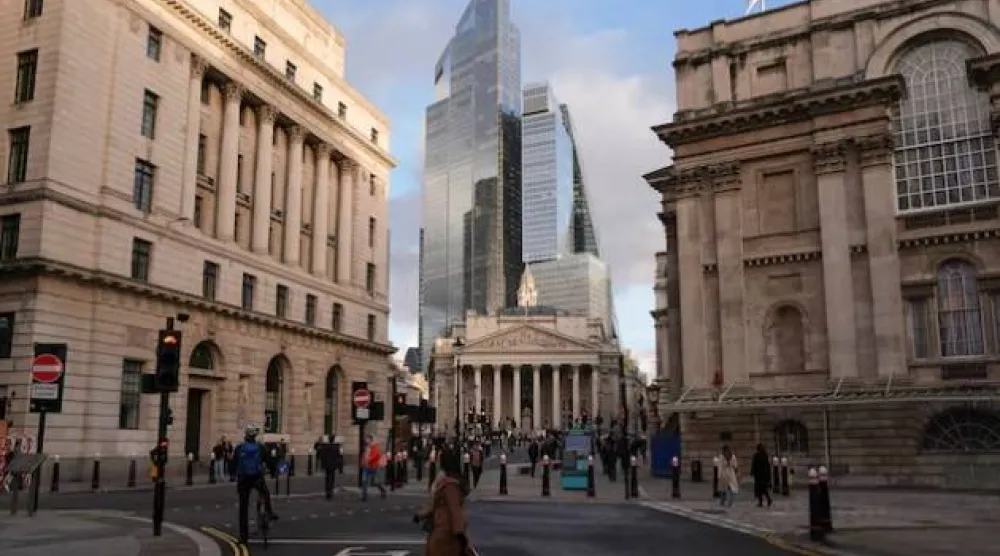 حي «سيتي أوف لندن» المالي (رويترز)