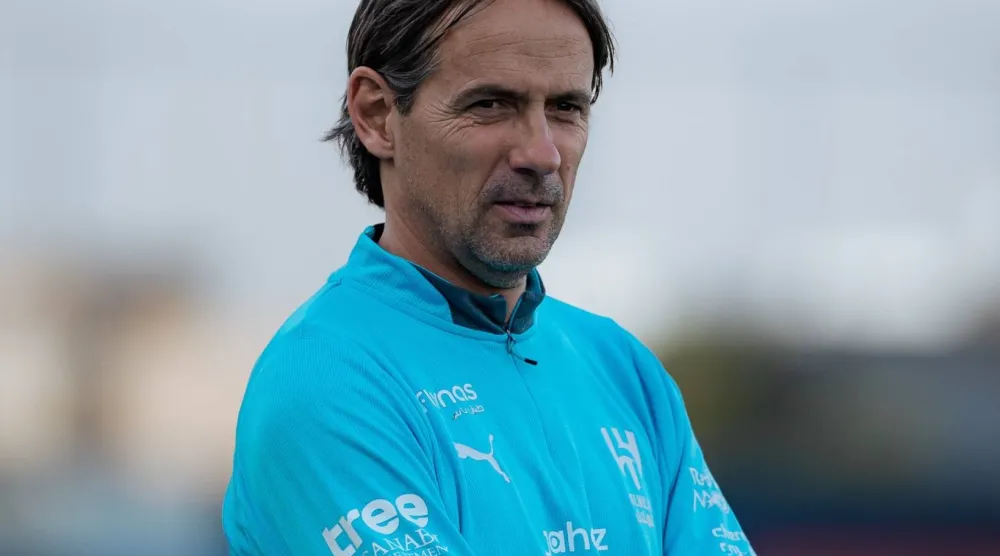 الإيطالي سيموني إنزاغي مدرب فريق الهلال (نادي الهلال)