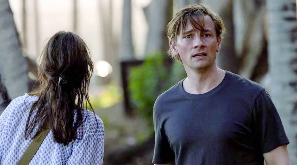 شاشة الناقد: فيلمان… ورؤيتان متناقضتان للإنسان والنجاح