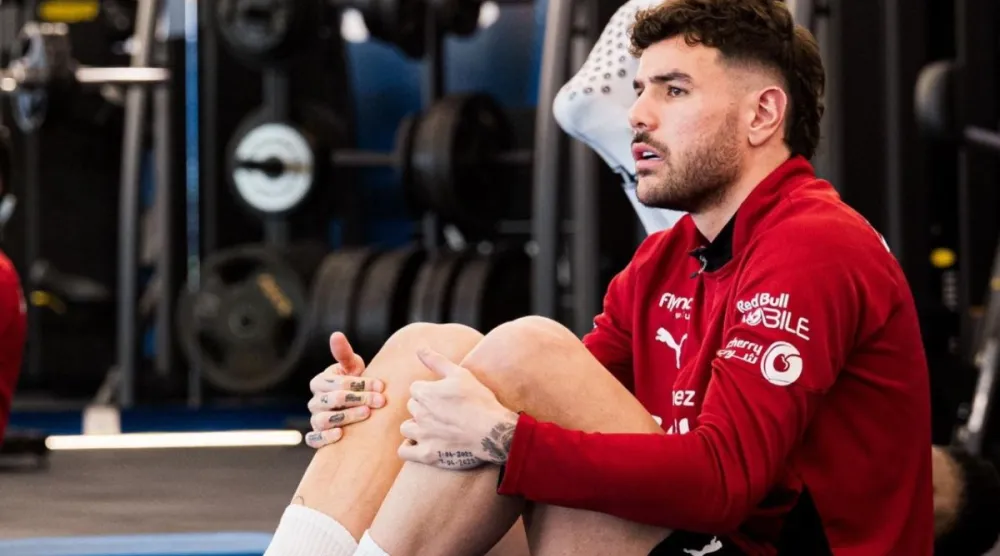 آلام مفصل القدم غيبت ثيو هيرنانديز (نادي الهلال)