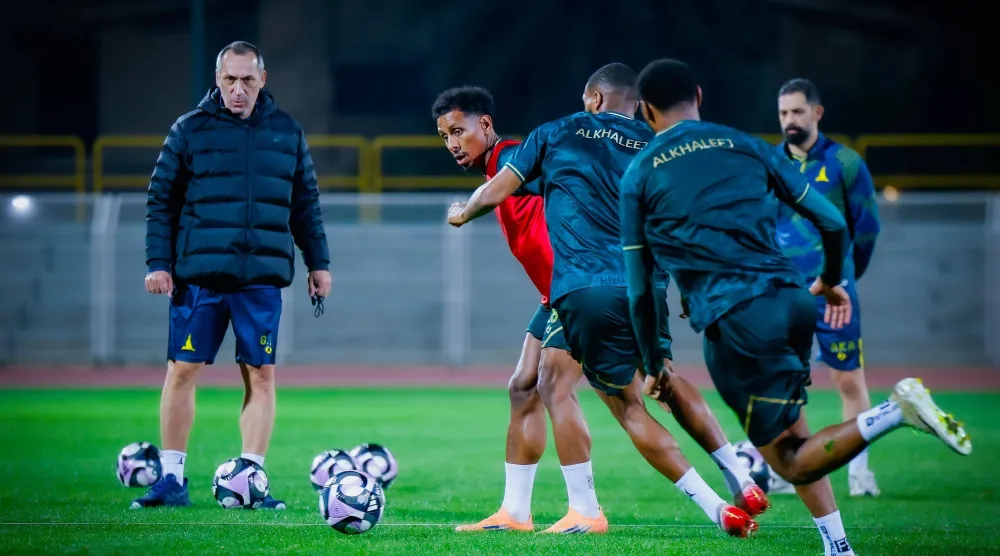 دونيس قال إنه يسعى للعودة إلى مسار الانتصارات من خلال مواجهته المقبلة أمام الرياض (نادي الخليج) 