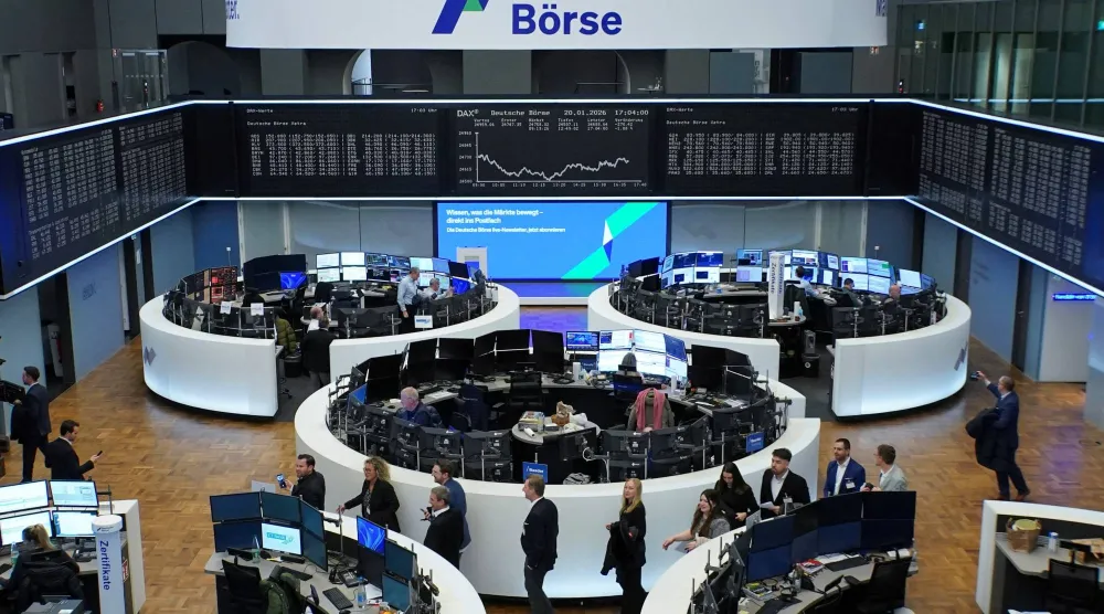 رسم بياني لمؤشر الأسهم الألماني «داكس» في بورصة فرانكفورت (رويترز)