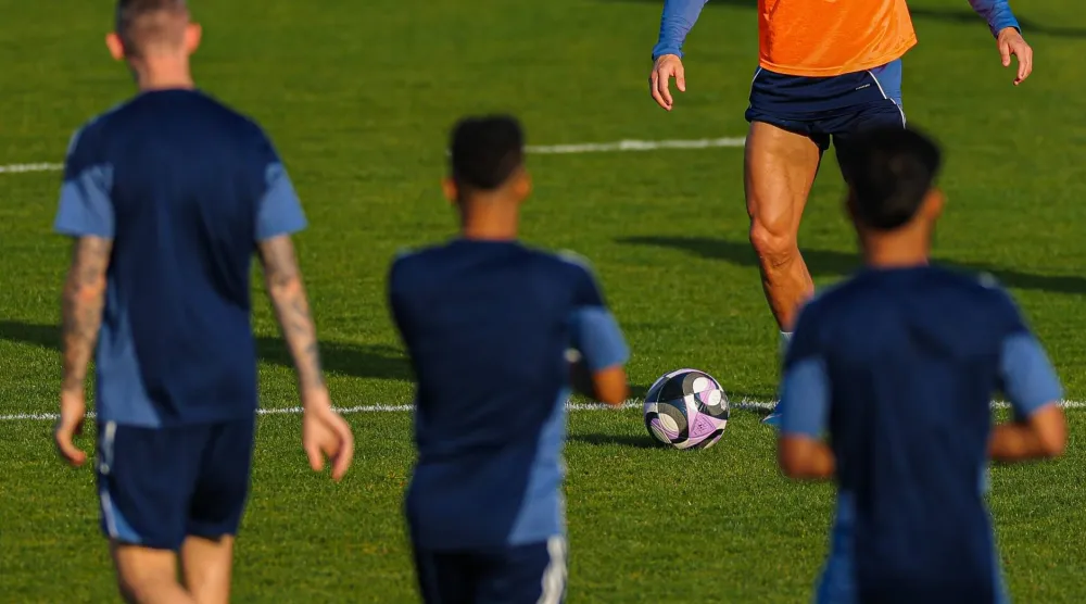 رونالدو لدى مشاركته في تدريبات النصر (موقع النادي)