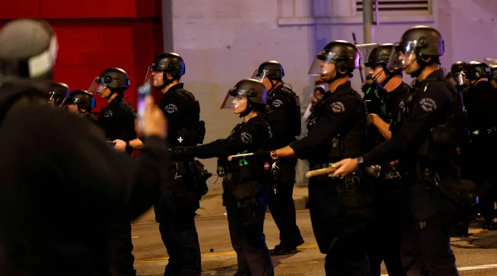 وزارة الأمن الداخلي الأميركية تدخل في إغلاق جزئي