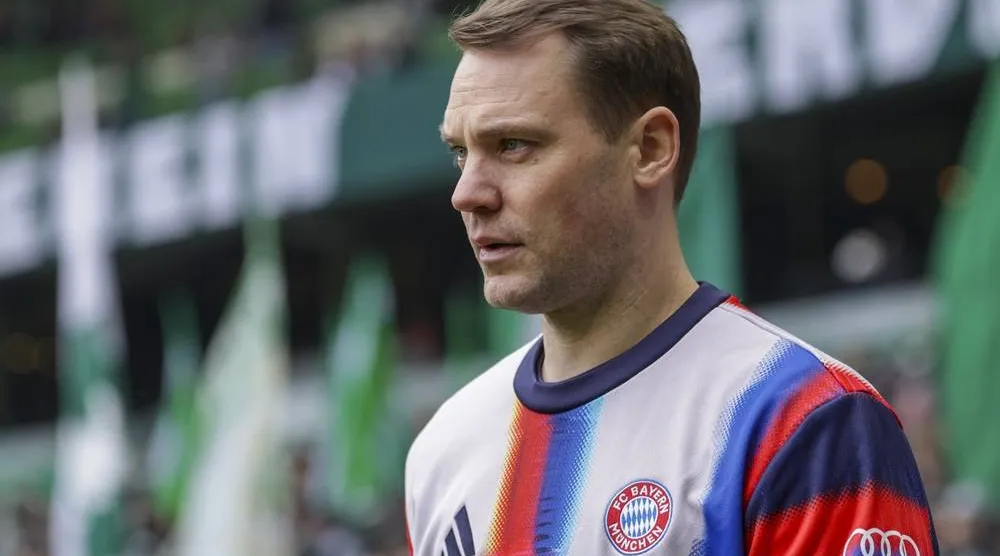 Manuel Neuer of Munich reacts ahead of the German Bundesliga soccer match between Werder Bremen and Bayern Munich 05 in Dortmund, Germany, 14 February 2026. (EPA)