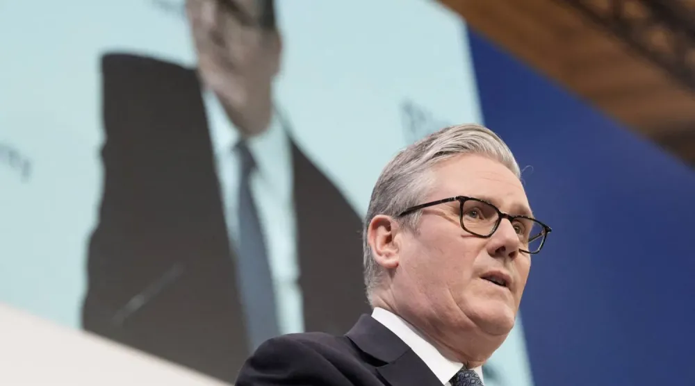 İngiltere Başbakanı Keir Starmer, Münih Güvenlik Konferansı'nda konuşurken (Reuters)