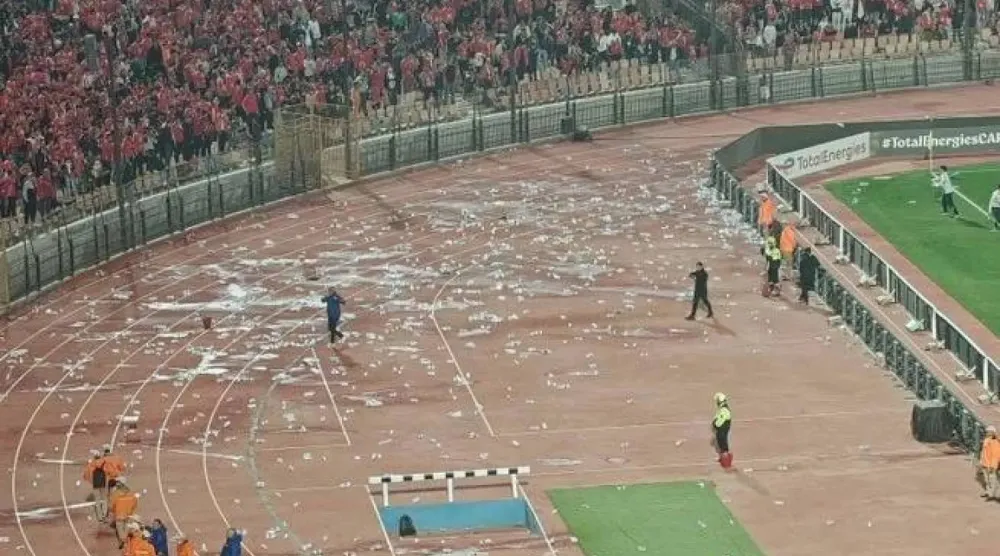 الاتحاد الأفريقي أصدر بياناً رسمياً أدان فيه بشدة ما وصفه بالأحداث غير المقبولة (كاف)