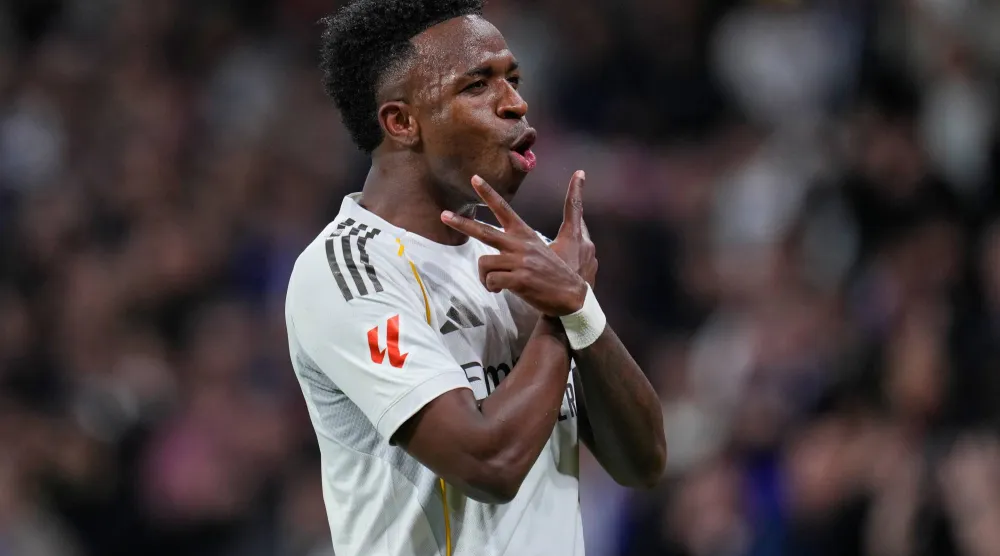 فينيسيوس جونيور (أ.ب)
														
						
					
Description
						
															
													
					


							
							
							
							
							
							
							
						

								

									

								

									

						