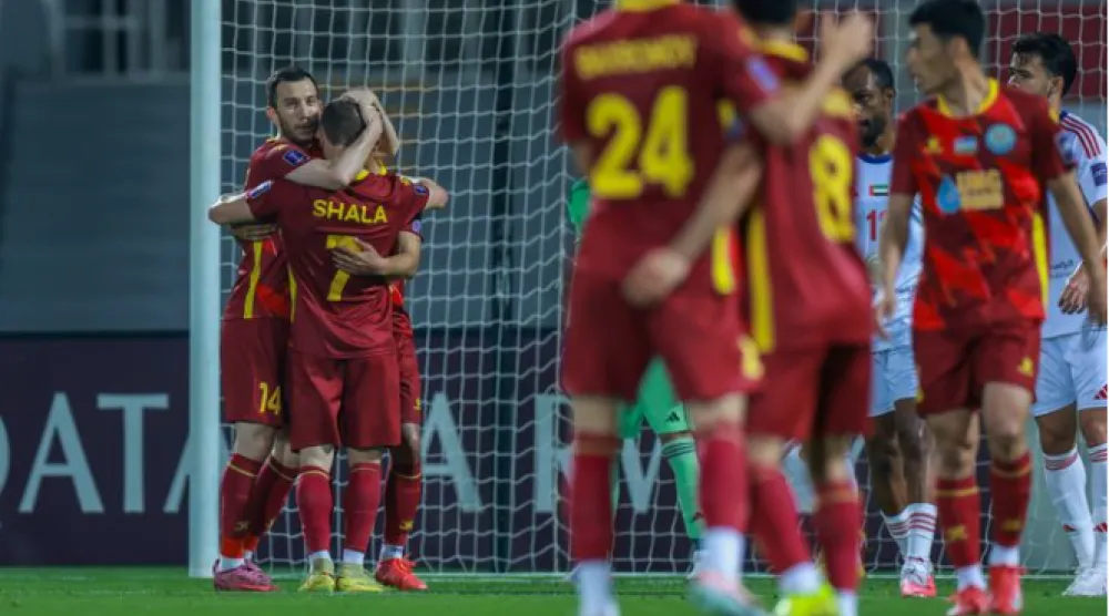 فرحة لاعبي ناساف الأوزبكي بالفوز على الشارقة (الاتحاد الآسيوي)