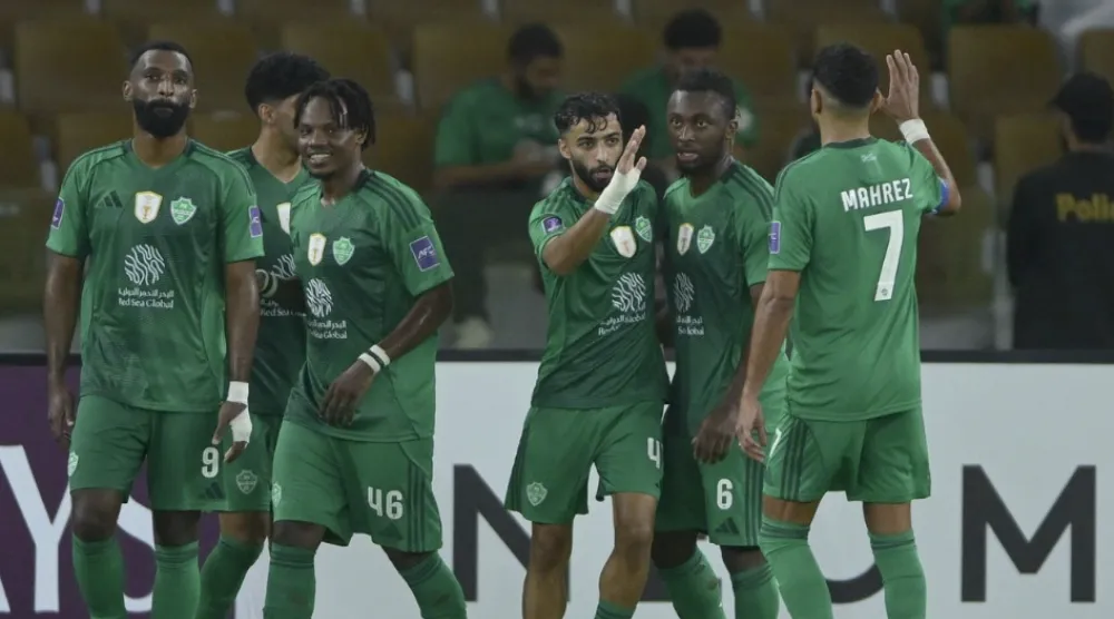 فرحة لاعبي الأهلي السعودي بالفوز على شباب الأهلي الإماراتي (الاتحاد الآسيوي)