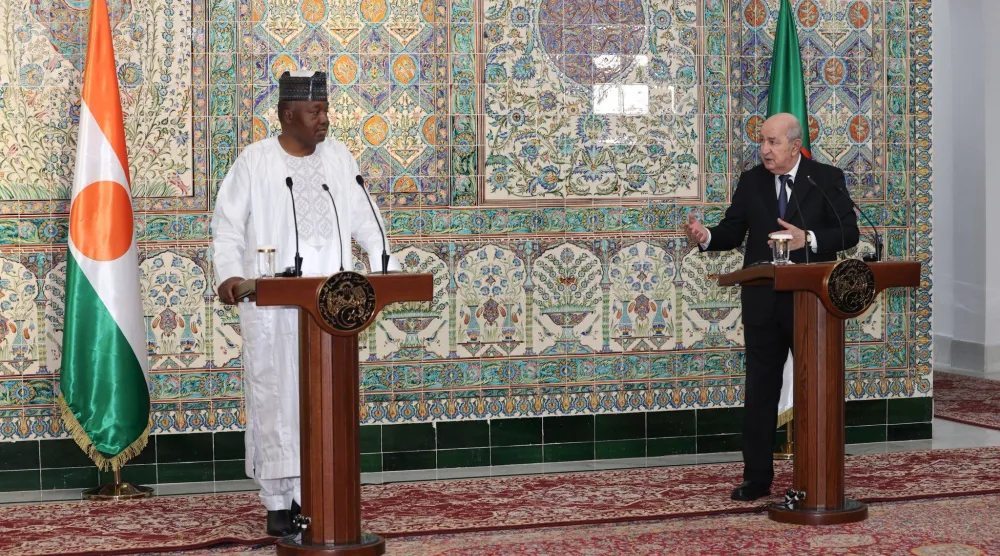 رئيسا الجزائر والنيجر خلال المؤتمر الصحافي المشترك (الرئاسة الجزائرية)