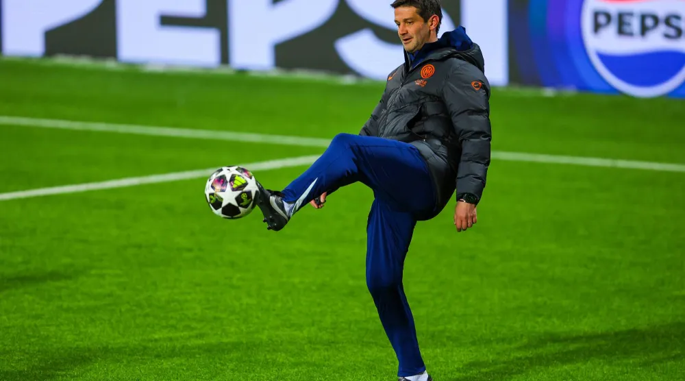 كريستيان كييفو المدير الفني لإنتر ميلان الإيطالي (إ.ب.أ)