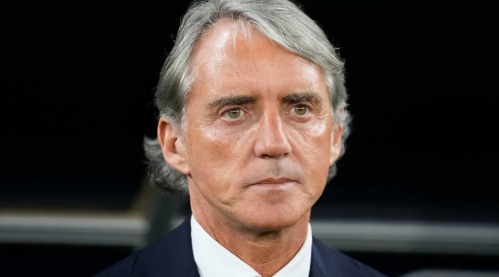 روبرتو مانشيني (رويترز)