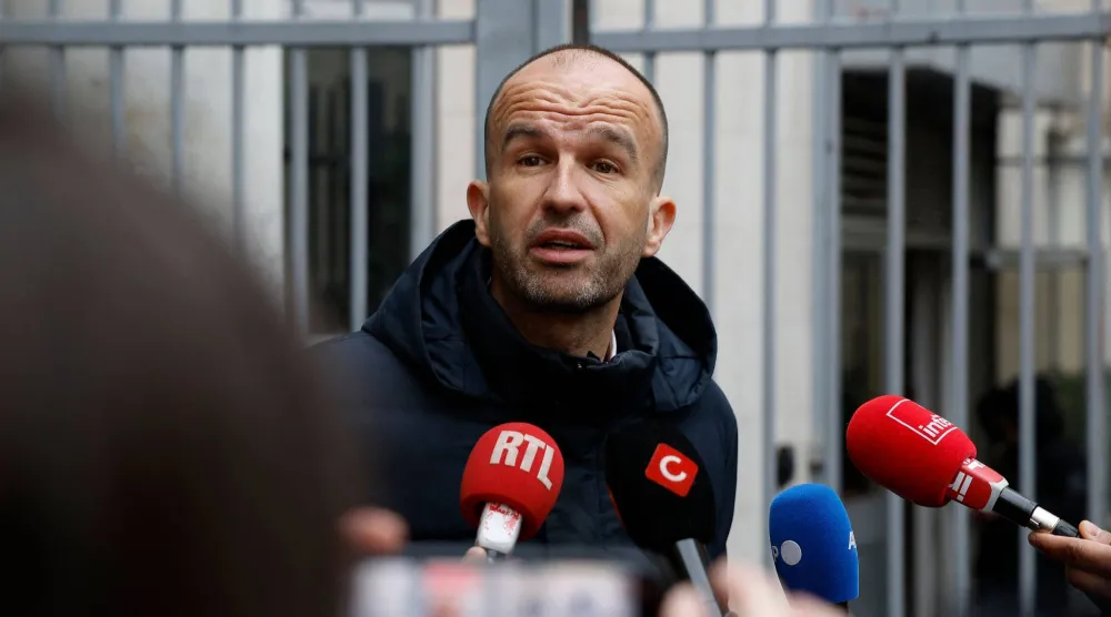 منسّق حزب «فرنسا الأبية» مانويل بومبار (أ.ف.ب)