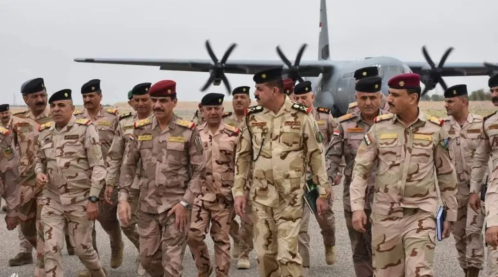 البرلمان العراقي صوّت على تثبيت الفريق أول عبد الأمير يار الله (الثاني من اليسار) رئيساً لأركان الجيش (وزارة الدفاع)