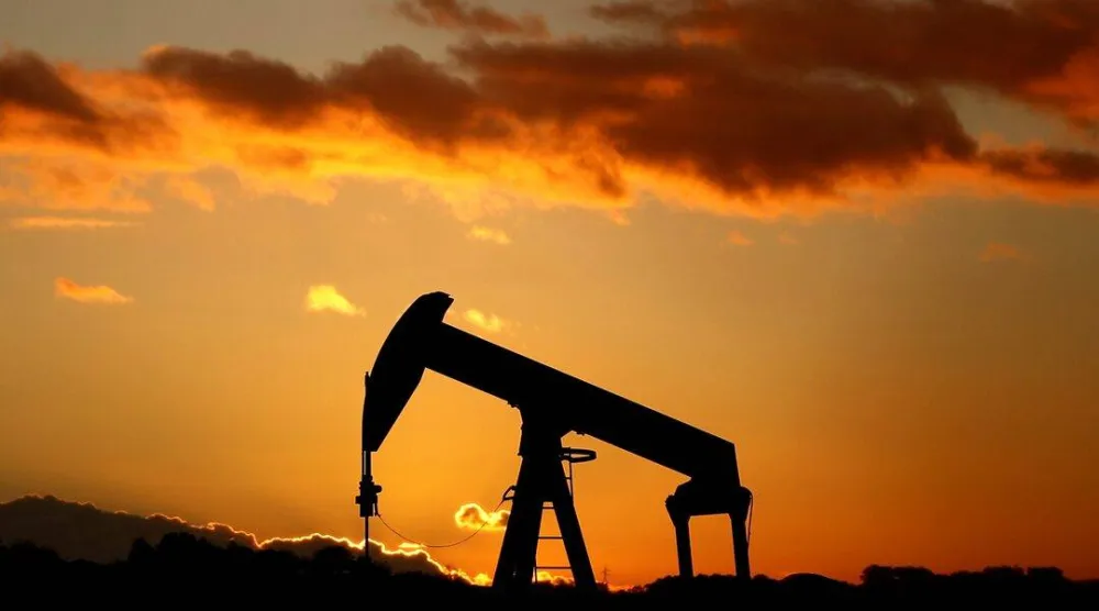 زادت العقود الآجلة لخام برنت 2.7 % إلى 69.27 دولار للبرميل بعد انتهاء مفاوضات روسيا وأوكرانيا من دون نتائج (رويترز)