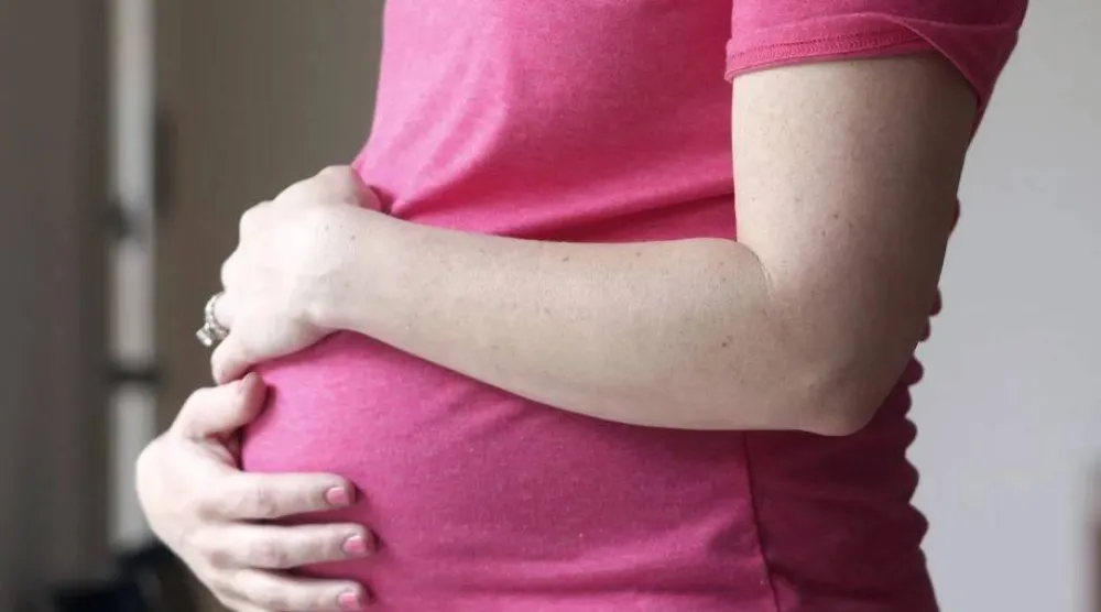 الحوامل أكثر عرضة للإصابة بفشل القلب الناتج عن اعتلال عضلة القلب (أ.ب)