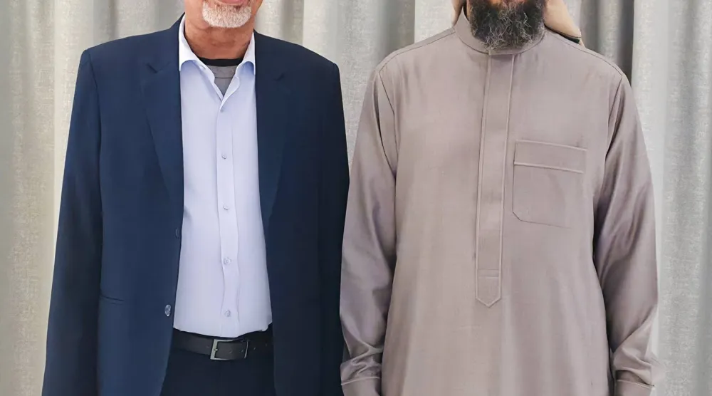 أبو زرعة المحرّمي خلال لقاء أخير مع الفريق محمود الصبيحي في الرياض (حساب أبو زرعة على إكس)