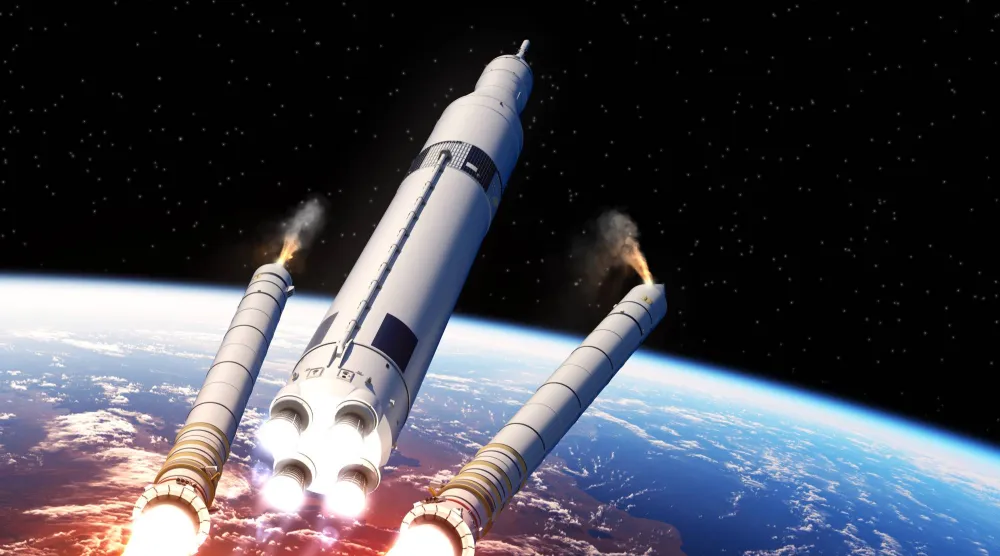 السماء أيضاً تحتفظ ببقايا ما يعبُرها (شاترستوك)