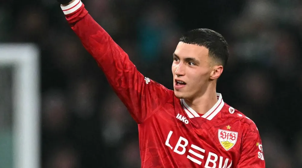 بلال الخنوس محتفلا بهدفه الثاني (أ.ف.ب)