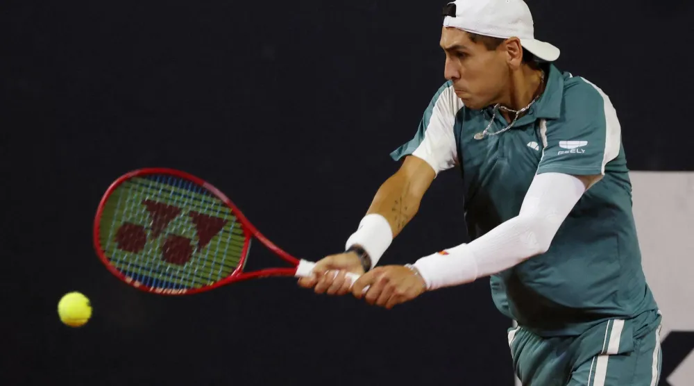 التشيلي أليخاندرو تابيلو يتألق في ريو دي جانيرو (رويترز)