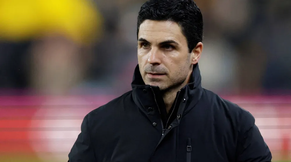 ميكيل أرتيتا مدرب آرسنال (رويترز)